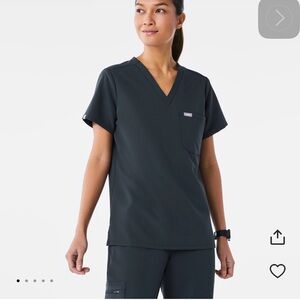 Figs Scrub Set